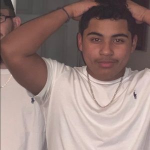 Meet your Posher, Moises